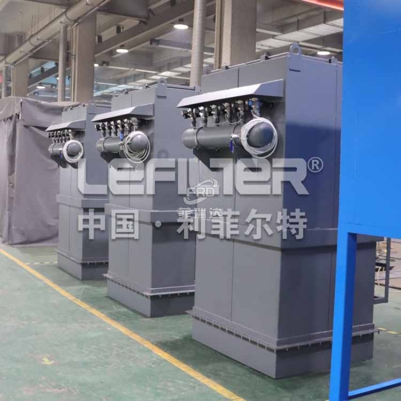 倉頂布袋除塵器一般用在攪拌站水泥罐頂上、煤場以及多種倉頂